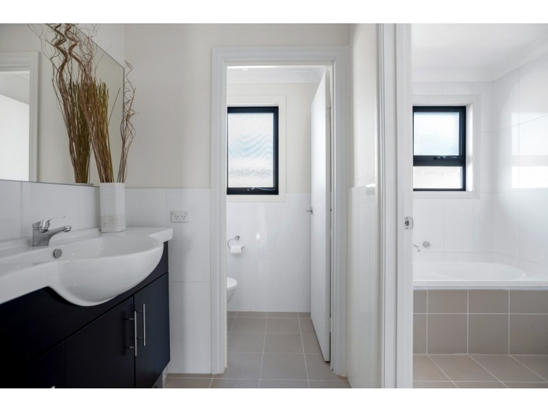 198 Sanctuary Drive, Mawson Lakes SA 5095