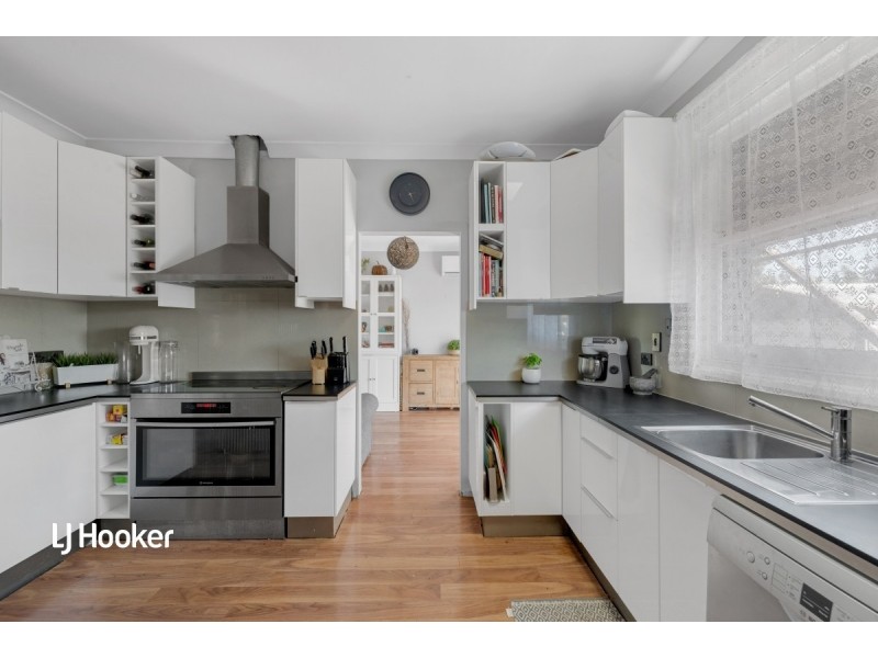 28 Tolmer Road, Elizabeth Park SA 5113