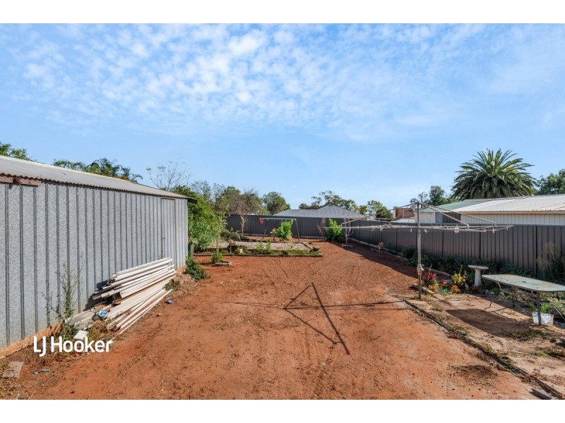 28 Tolmer Road, Elizabeth Park SA 5113