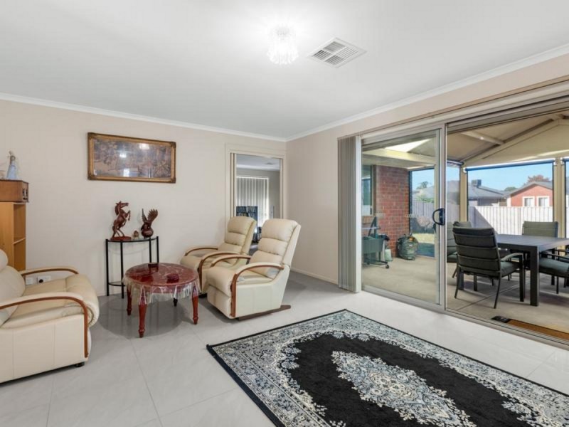 37 Chignell Circuit, Reid SA 5118