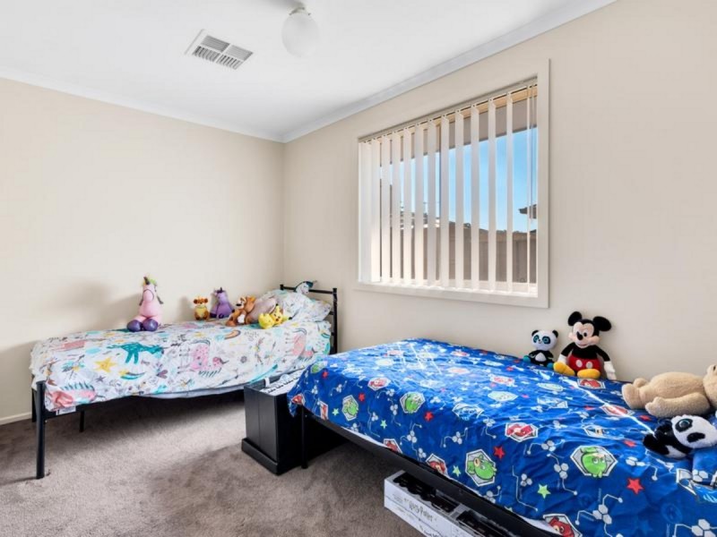 37 Chignell Circuit, Reid SA 5118