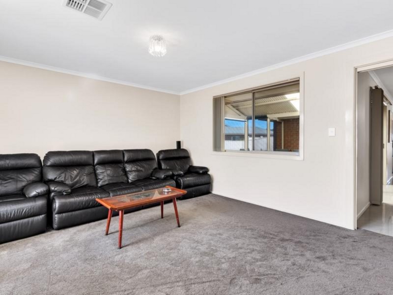 37 Chignell Circuit, Reid SA 5118