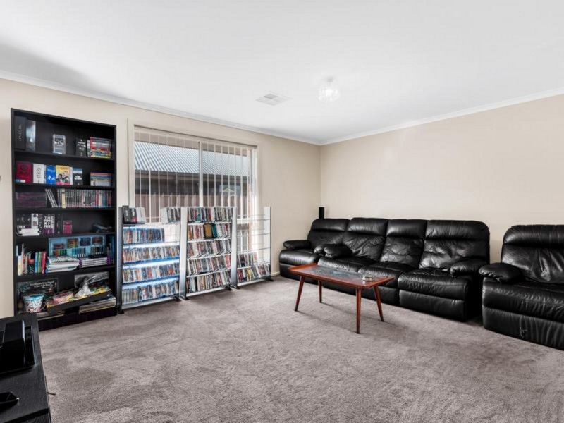 37 Chignell Circuit, Reid SA 5118