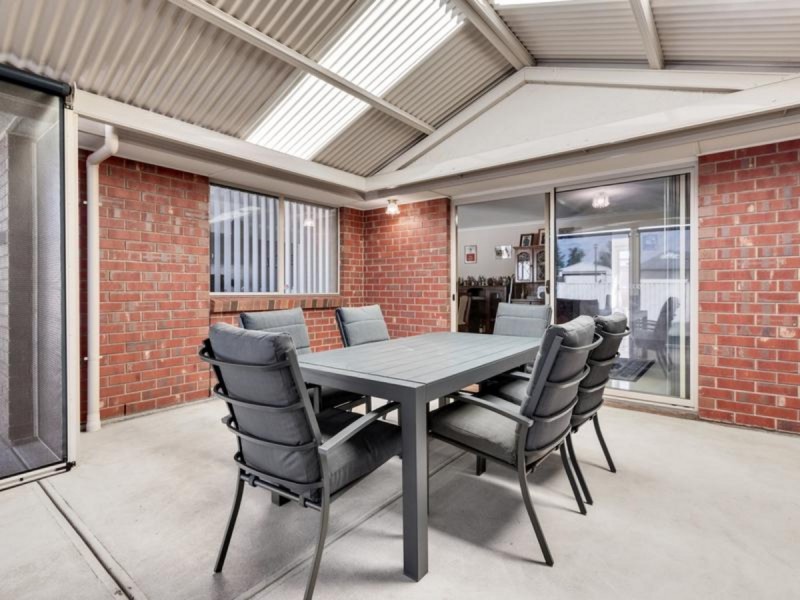 37 Chignell Circuit, Reid SA 5118