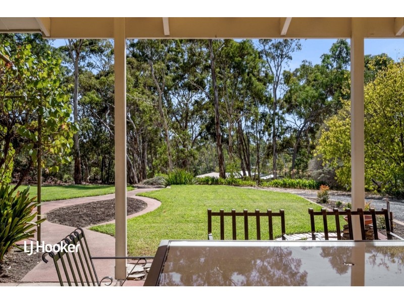 24 Adams Road, Williamstown SA 5351