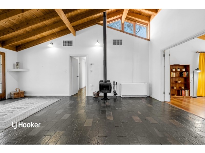 24 Adams Road, Williamstown SA 5351