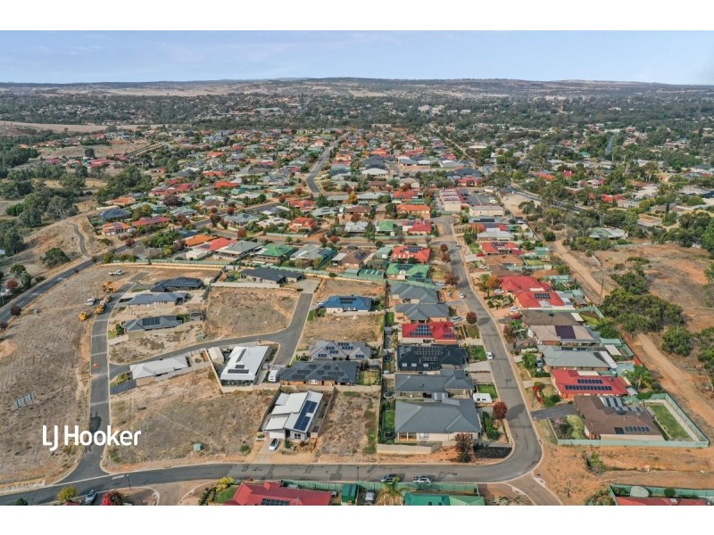 32 Goldfinch Way, Hewett SA 5118