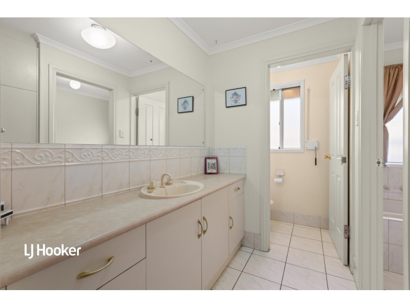 9 Toner Crescent, Evanston Park SA 5116