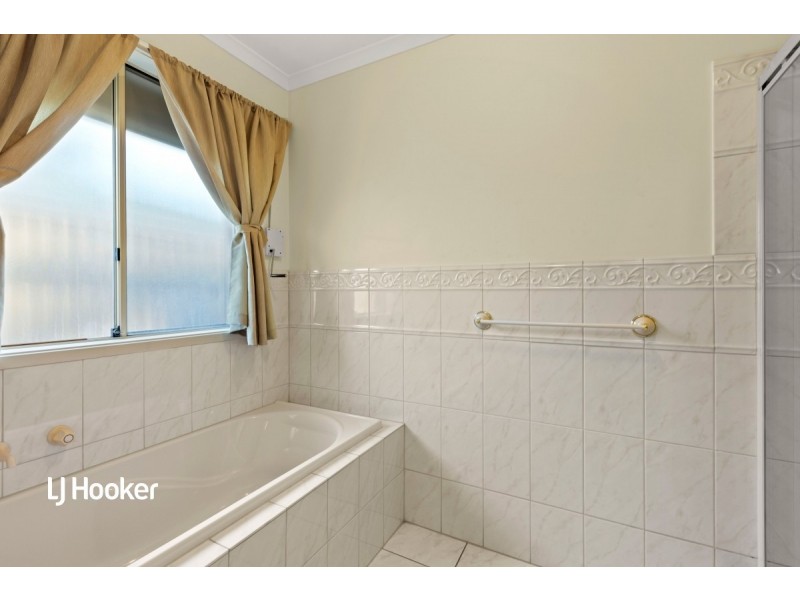 9 Toner Crescent, Evanston Park SA 5116