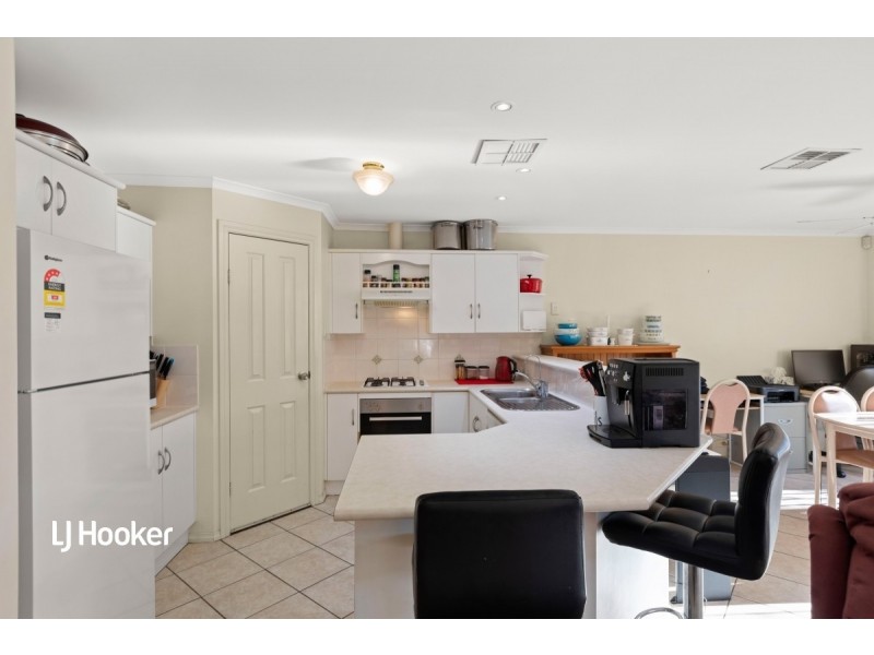 9 Toner Crescent, Evanston Park SA 5116