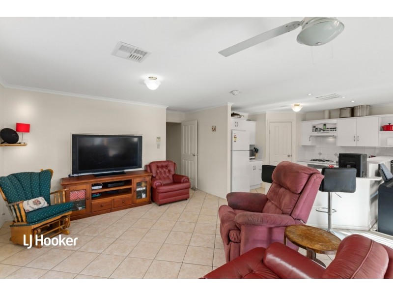 9 Toner Crescent, Evanston Park SA 5116