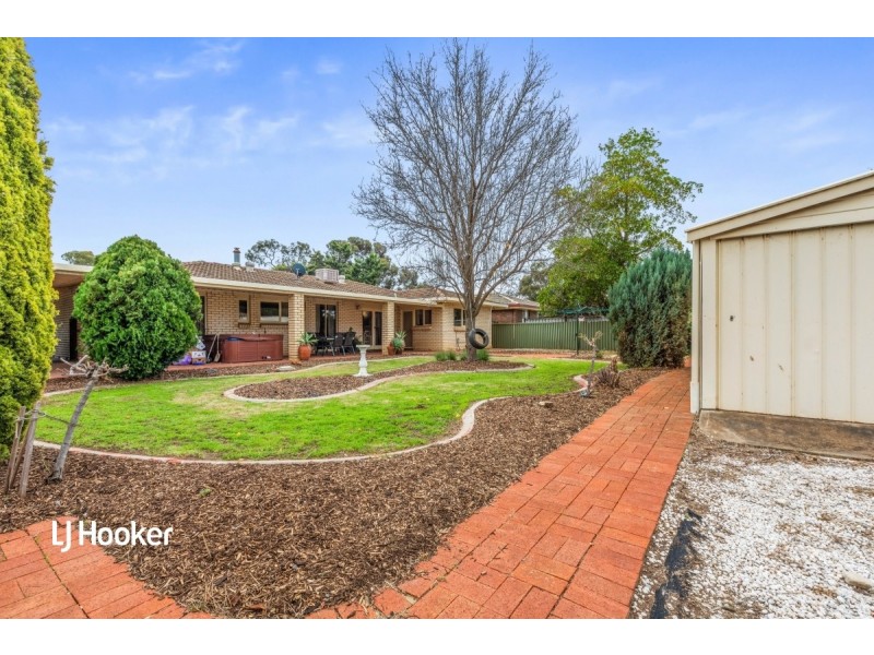 1 Harding Avenue, Willaston SA 5118