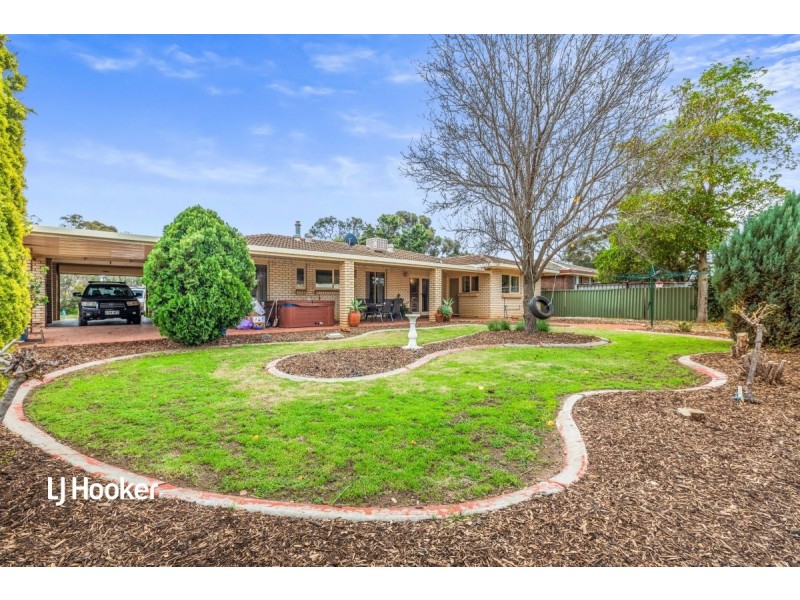 1 Harding Avenue, Willaston SA 5118