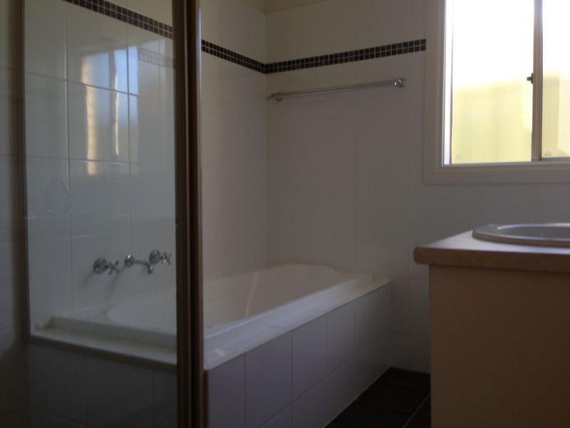 12 Bagot Court, Evanston Park SA 5116