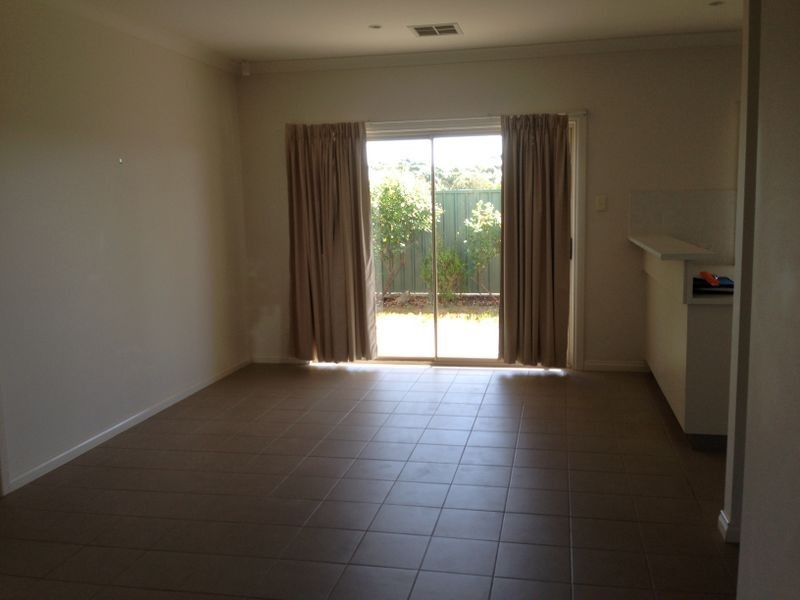 12 Bagot Court, Evanston Park SA 5116