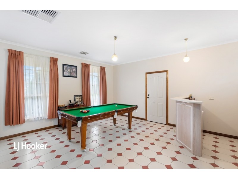 11 Maxlay Road, Modbury Heights SA 5092