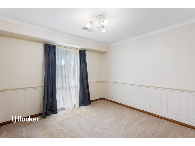 11 Maxlay Road, Modbury Heights SA 5092