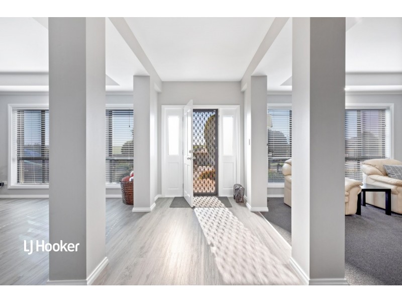 13 Oaklands Circuit, Hewett SA 5118