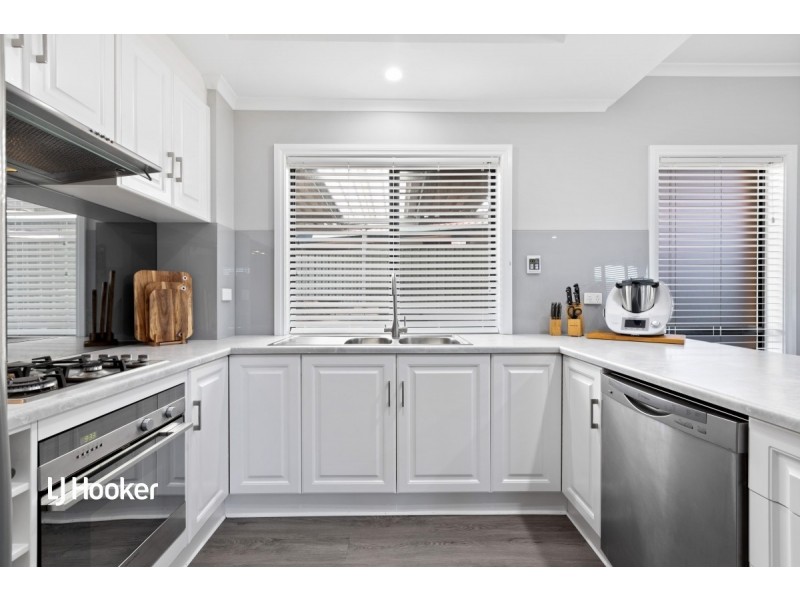 13 Oaklands Circuit, Hewett SA 5118