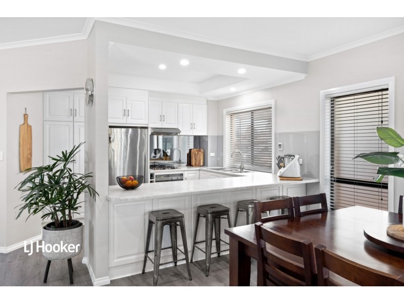 13 Oaklands Circuit, Hewett SA 5118