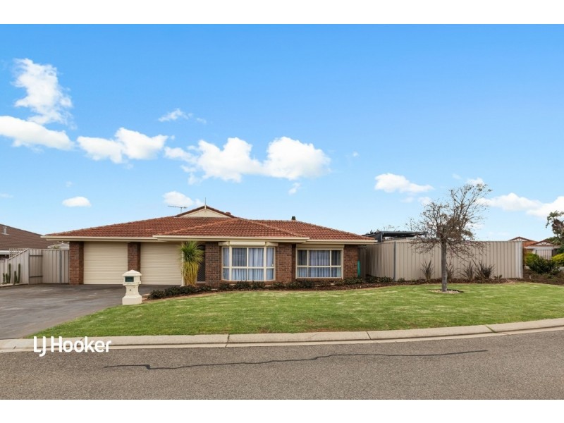 6 Taunton Crescent, Craigmore SA 5114