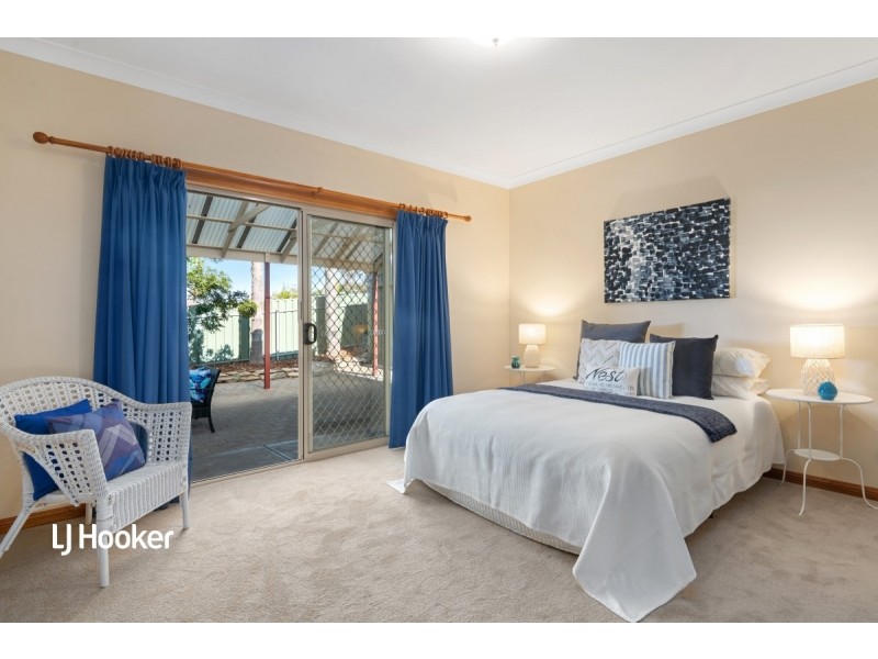 15 Burke Parade, Hewett SA 5118