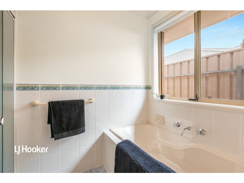 10 Witt Way, Evanston Park SA 5116