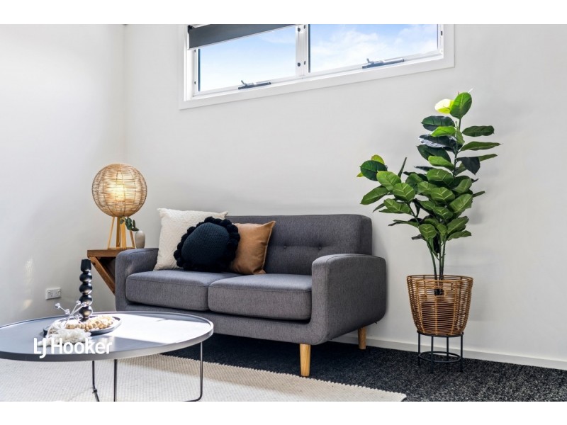 18 Isaacs Way, Evanston South SA 5116