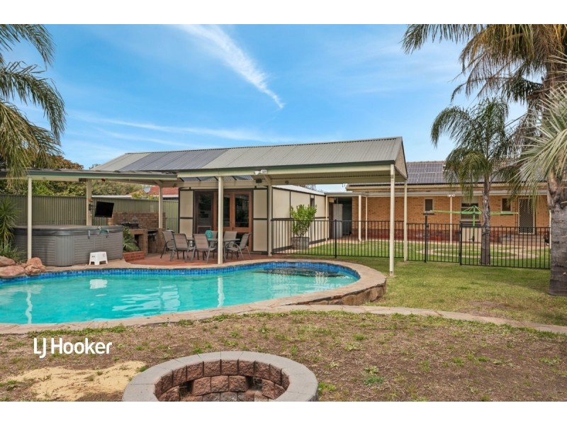 29 Palmer Road, Elizabeth Park SA 5113