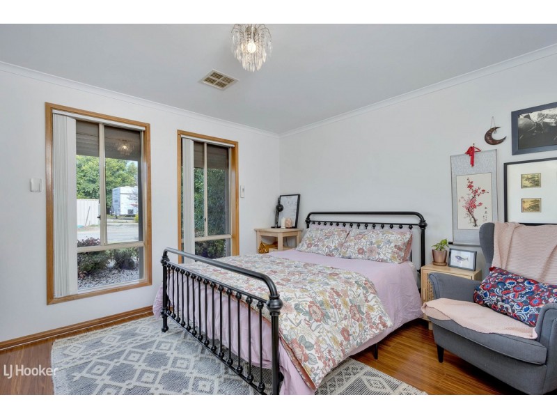 8 Creedon Close, Evanston Park SA 5116