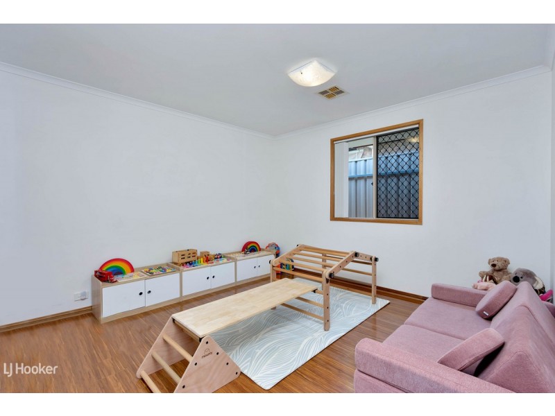 8 Creedon Close, Evanston Park SA 5116