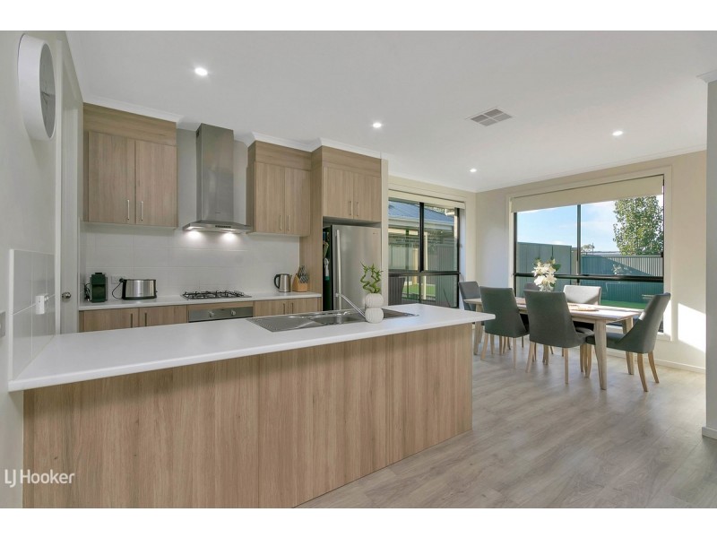 36 Broadwater Place, Blakeview SA 5114