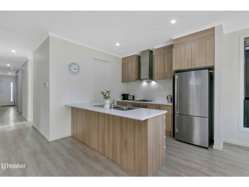 36 Broadwater Place, Blakeview SA 5114