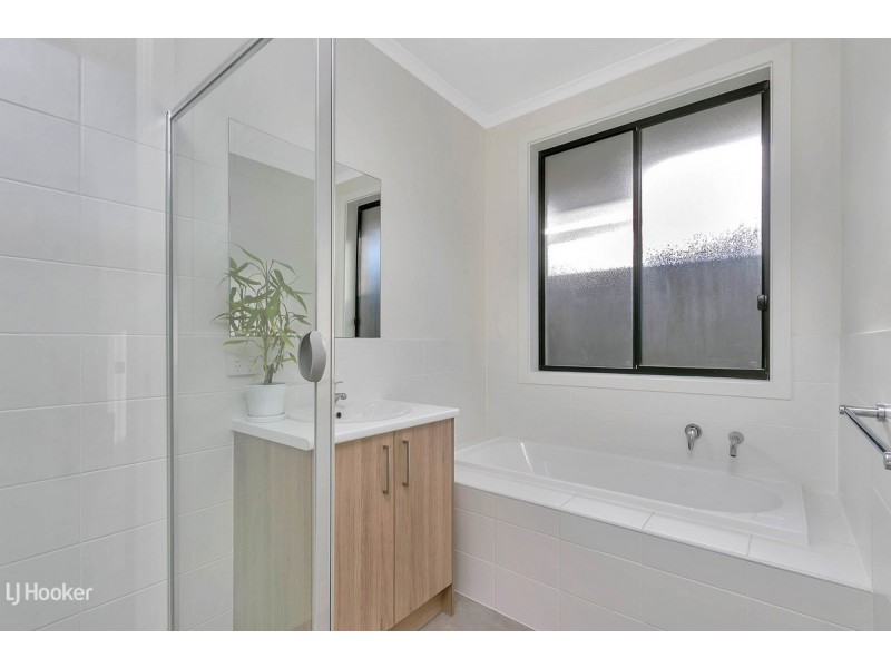 36 Broadwater Place, Blakeview SA 5114