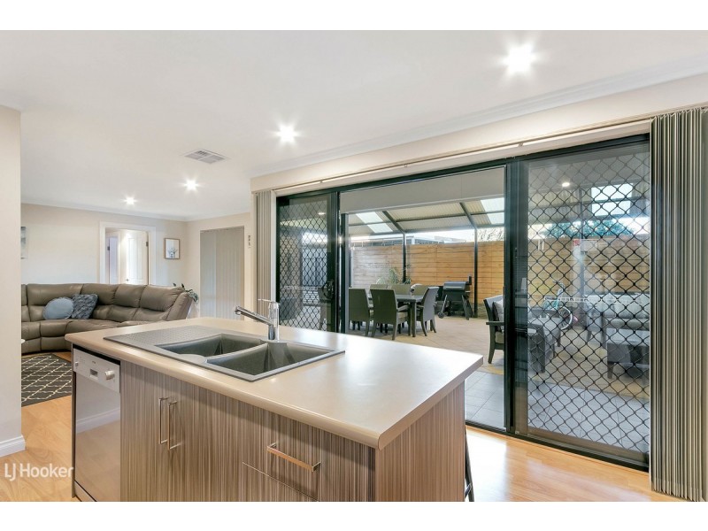 14 Lafitte Way, Andrews Farm SA 5114