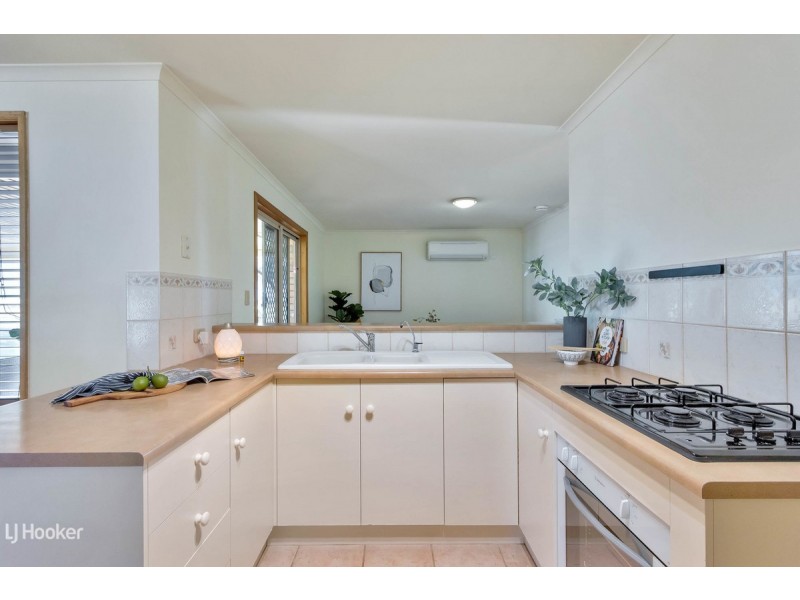 8 Bruce Rundle Drive, Williamstown SA 5351