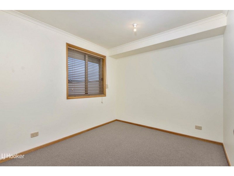 8 Bruce Rundle Drive, Williamstown SA 5351