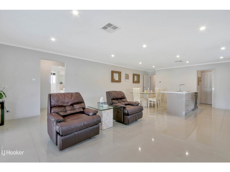 1 Scarfo Drive, Salisbury Downs SA 5108