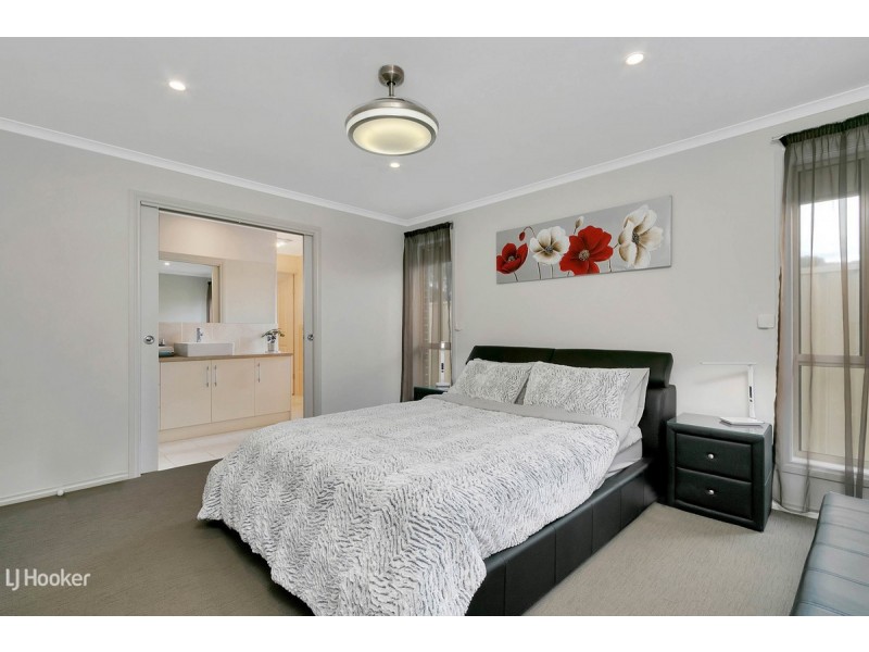 1 Scarfo Drive, Salisbury Downs SA 5108