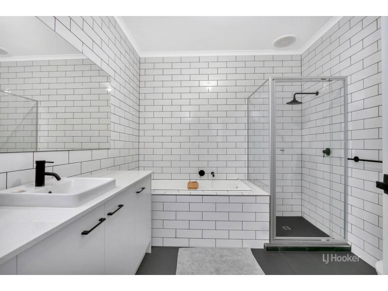 16B Redwood Avenue, Blakeview SA 5114