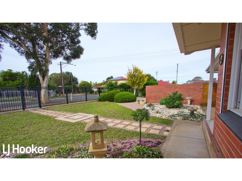 4 Halifax Avenue, Parafield Gardens SA 5107