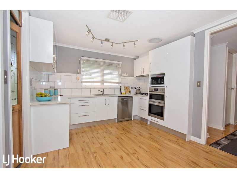 4 Halifax Avenue, Parafield Gardens SA 5107