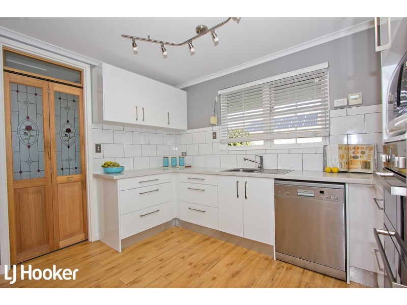 4 Halifax Avenue, Parafield Gardens SA 5107