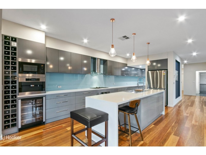 8A St Albans Terrace, Semaphore Park SA 5019