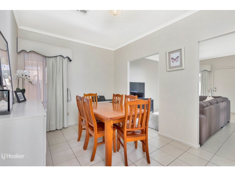 12 Witt Way, Evanston Park SA 5116