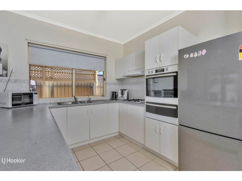 12 Witt Way, Evanston Park SA 5116