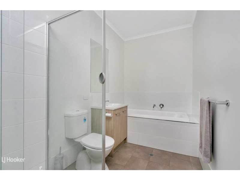 18 Carioca Drive, Munno Para SA 5115