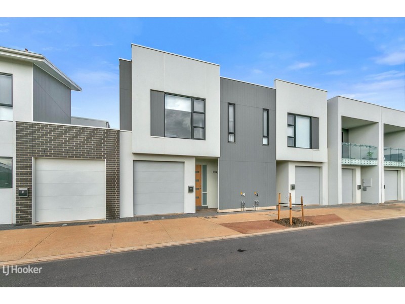 18 Carioca Drive, Munno Para SA 5115