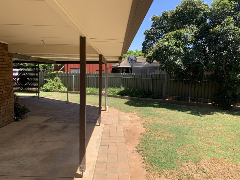 1 Orchard Drive, Evanston SA 5116