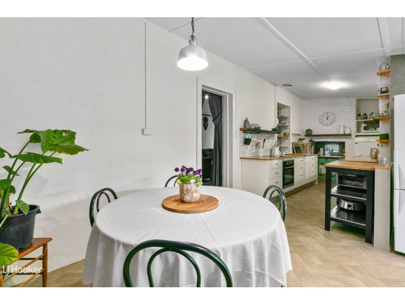 11 Fourth Street, Gawler South SA 5118